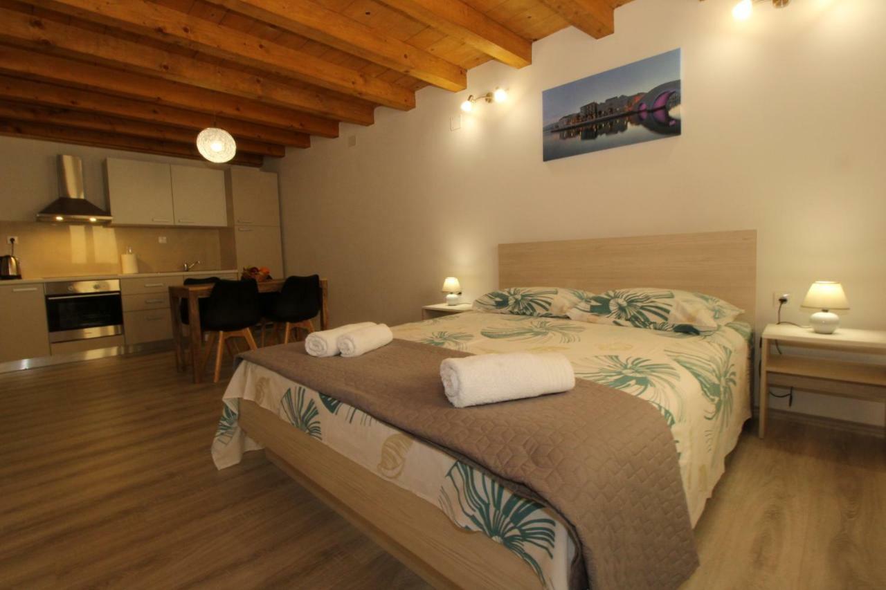 Apartments Bella Pag Town Kültér fotó
